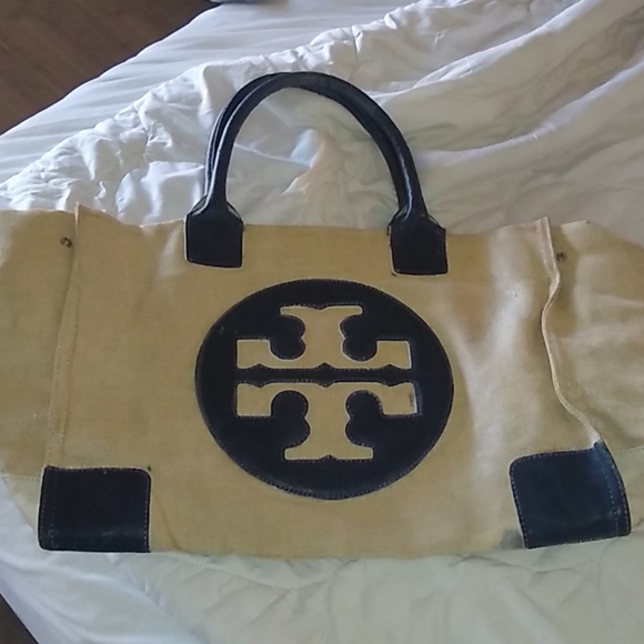 Tory Burch Handbags - Tory Burch Ella tote